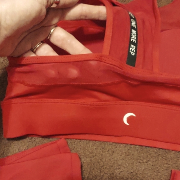 "Zyia Active"  Matching Sport bra  + leggings. Size M. bra. Size 6-8 leggings. - Picture 5 of 13